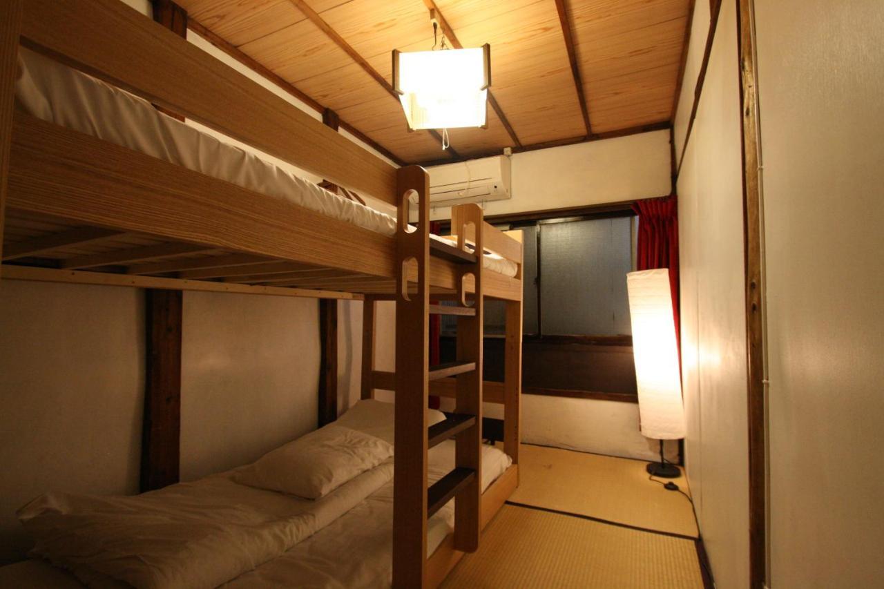Haruya Higashiyama Quioto Quarto foto